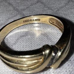 14k Yellow Gold Crossover Ring