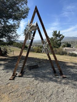 Rustic Wedding Alter