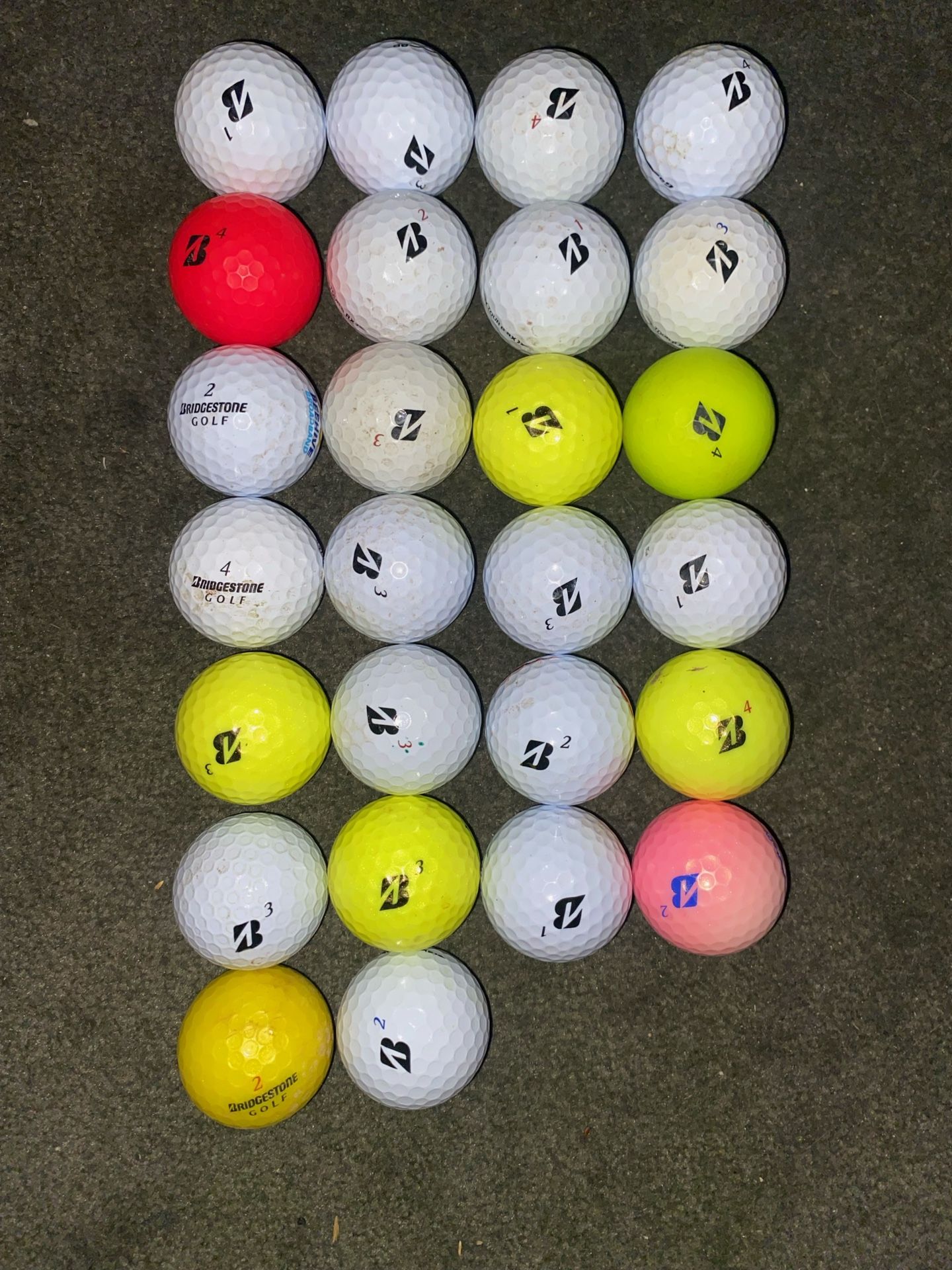 26 Bridgestone Golf Balls