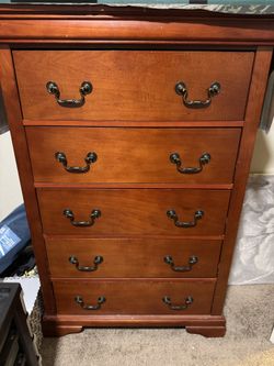 Dresser