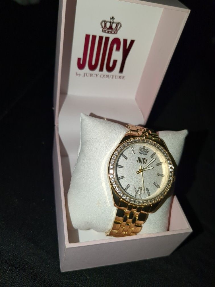 Juicy Couture Women's Watch JC/5028 Quartz Silver Dial Gold Steel 38mm
