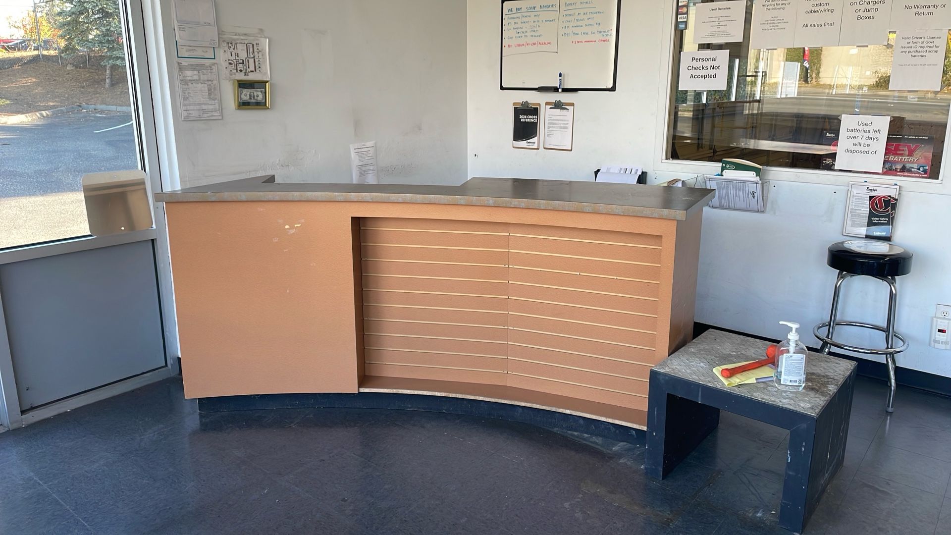 Front Counter Screen Free Front Counter Desk for Sale in Everett, WA - OfferUp