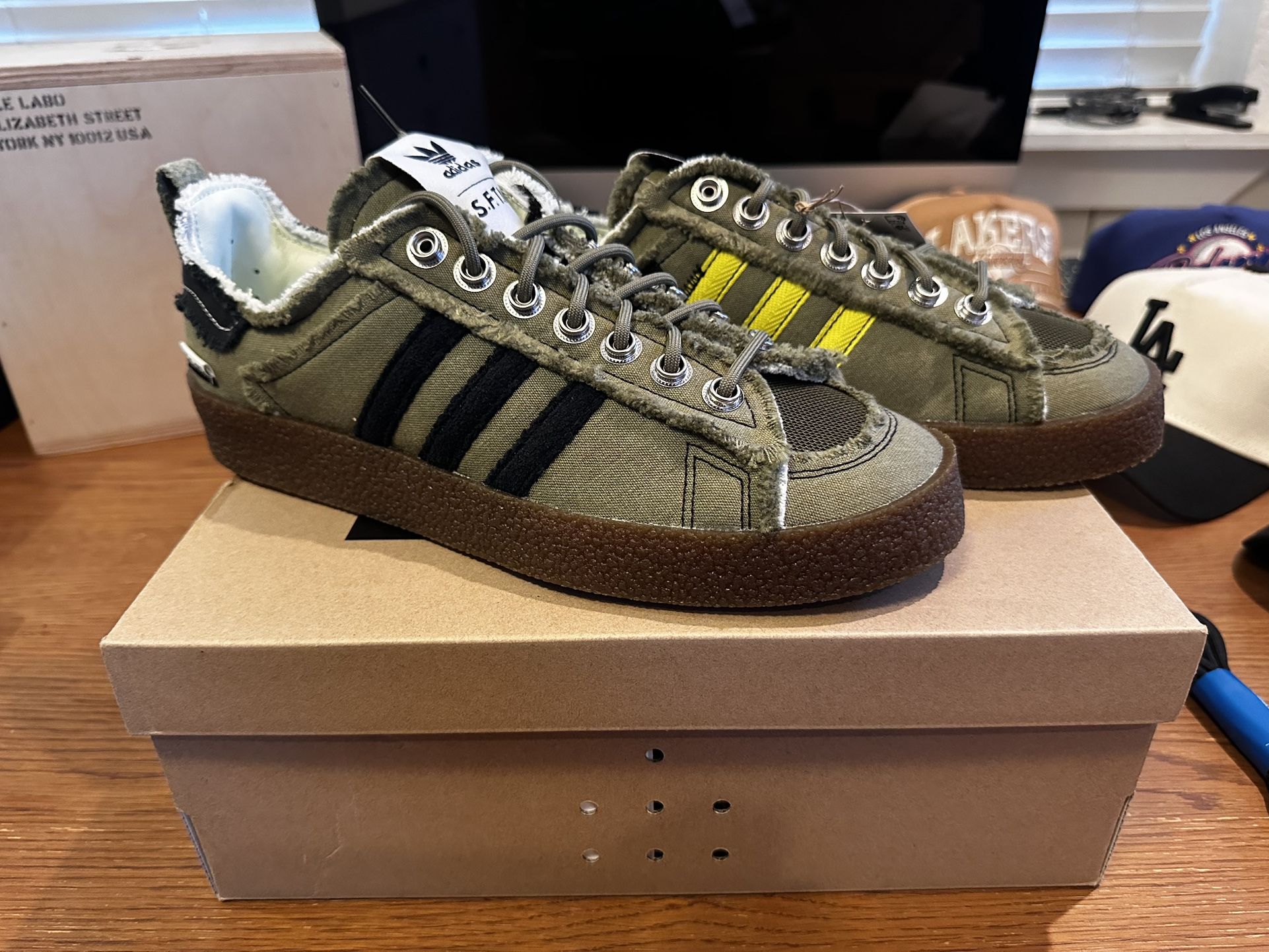 Adidas Campus 80 // SFTM Song For The Mute - Olive 10M