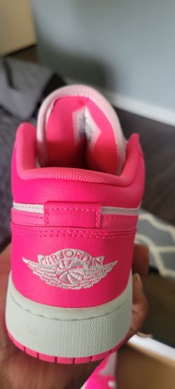 Women jordans size 7