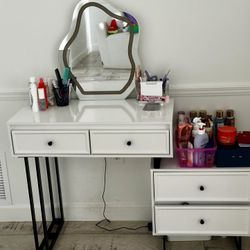 Vanity Desk 
