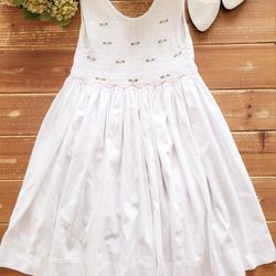 SIZE 6 GIRLS VINTAGE SLEEVELESS WHITE SMOCKED EMBROIDERED MINI FLORAL A-LINE COTTON DRESS