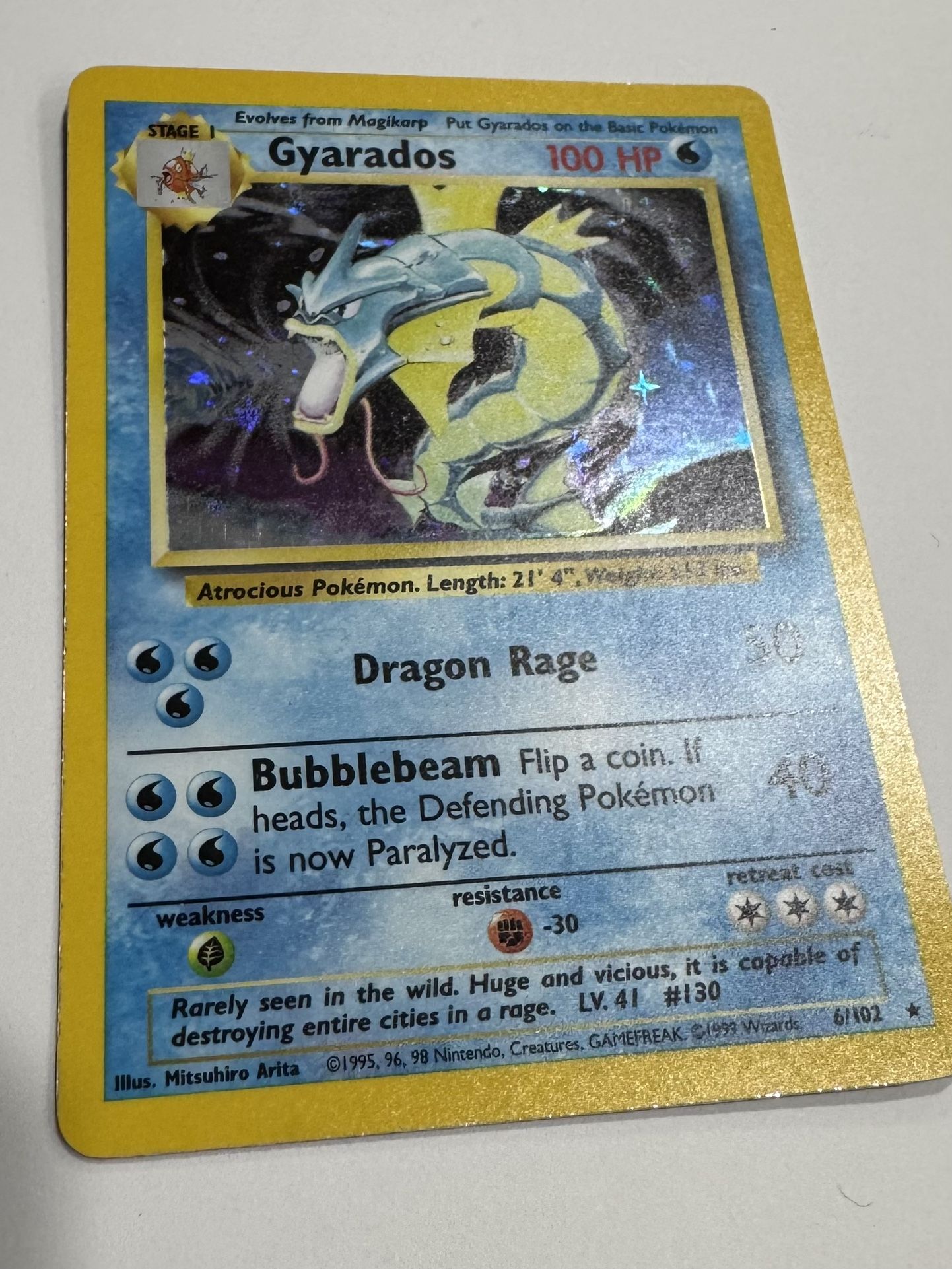 Base Pack holographic Gyrados