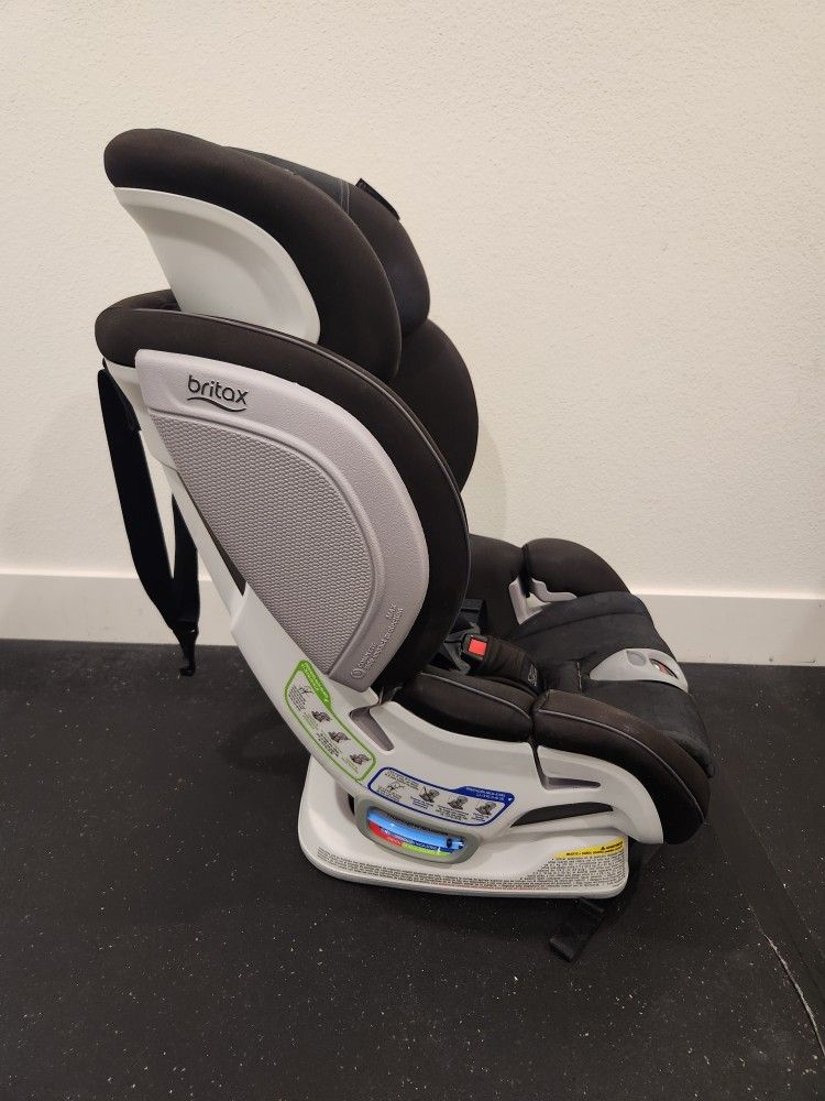Britax Advocate ClickTight Car Seat
