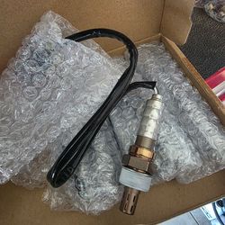 Universal oxygen sensors 4 wire