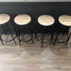 Bar Stools (BRAND NEW)