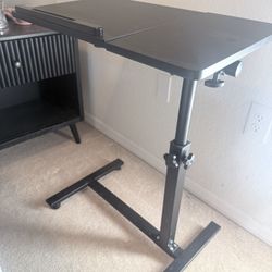 Adjustable laptop Desk