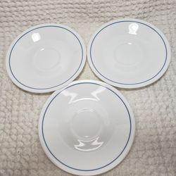 Corelle 3 sunsations saucers. 6" . Good condition and smoke free home. 