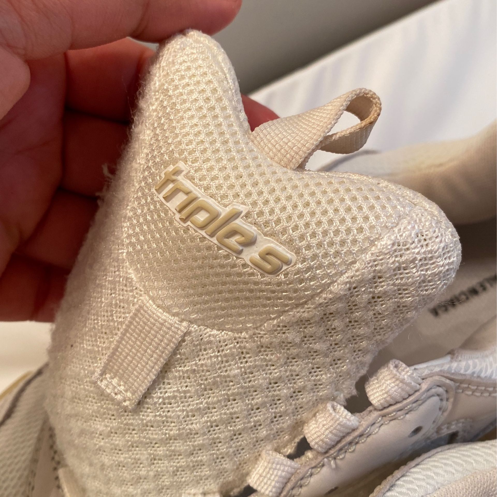 balenciga triple S