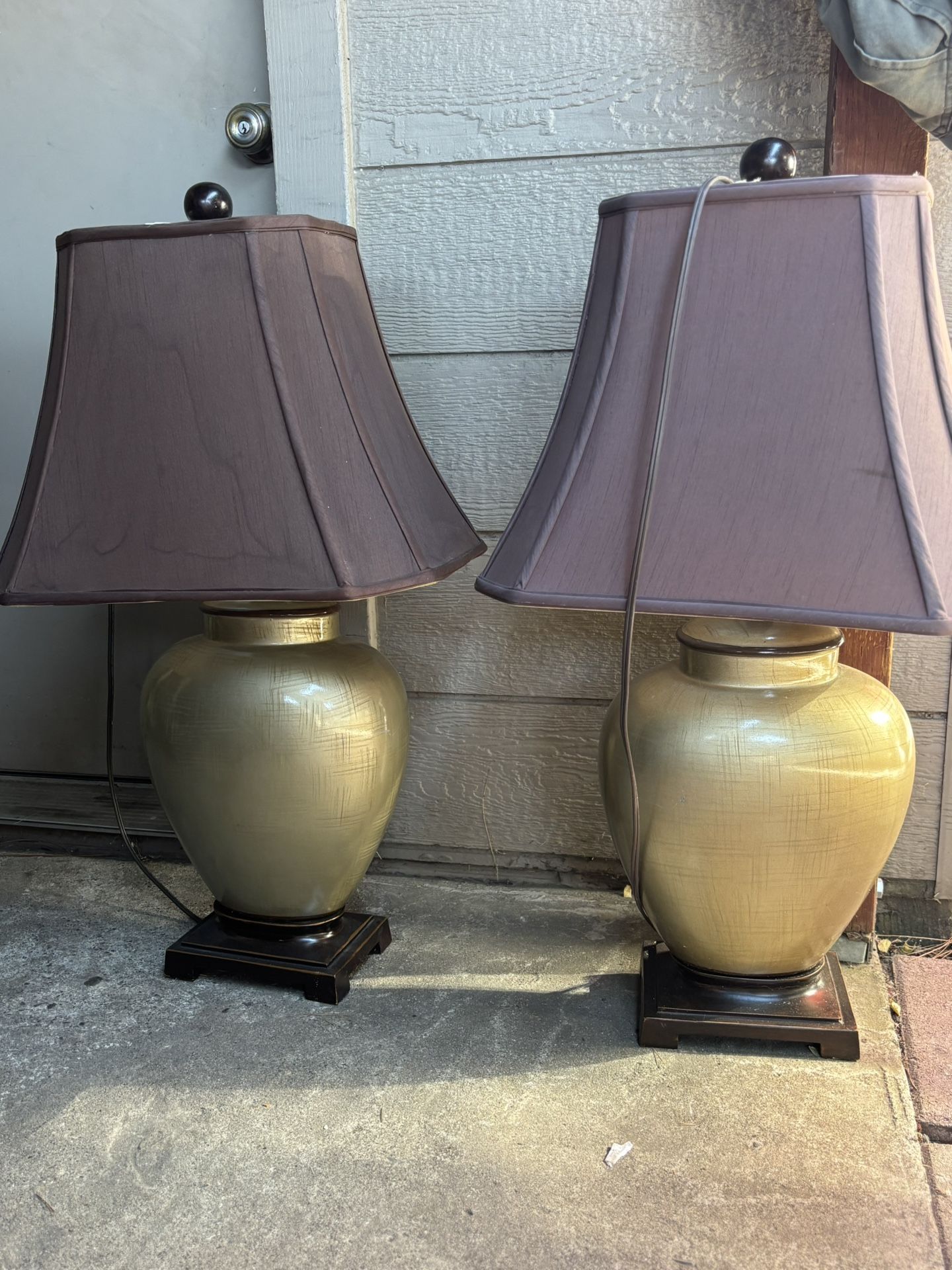 Large Lamps 