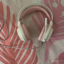 Light up wired gaming cat headphones for kids