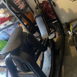 Matrix Elliptical Trainer