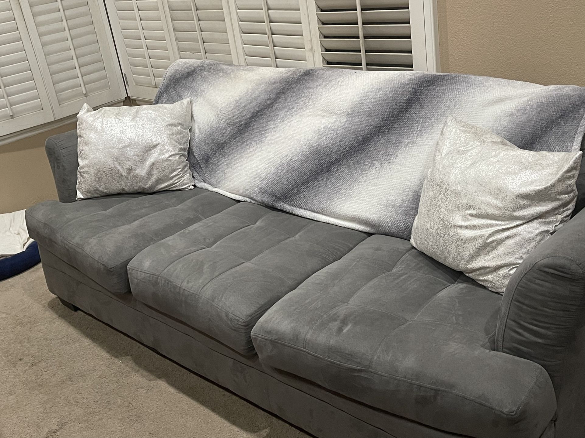 Gray Love Seat And Sofa Set 