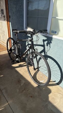 TREK FXL 1 BLK Excellent condition $300
