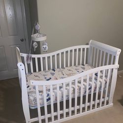 Baby Crib And Mattress 
