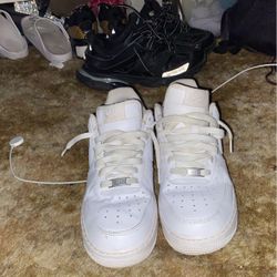 Air Forces 1s White