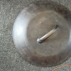 Cast Iron Pot Lid