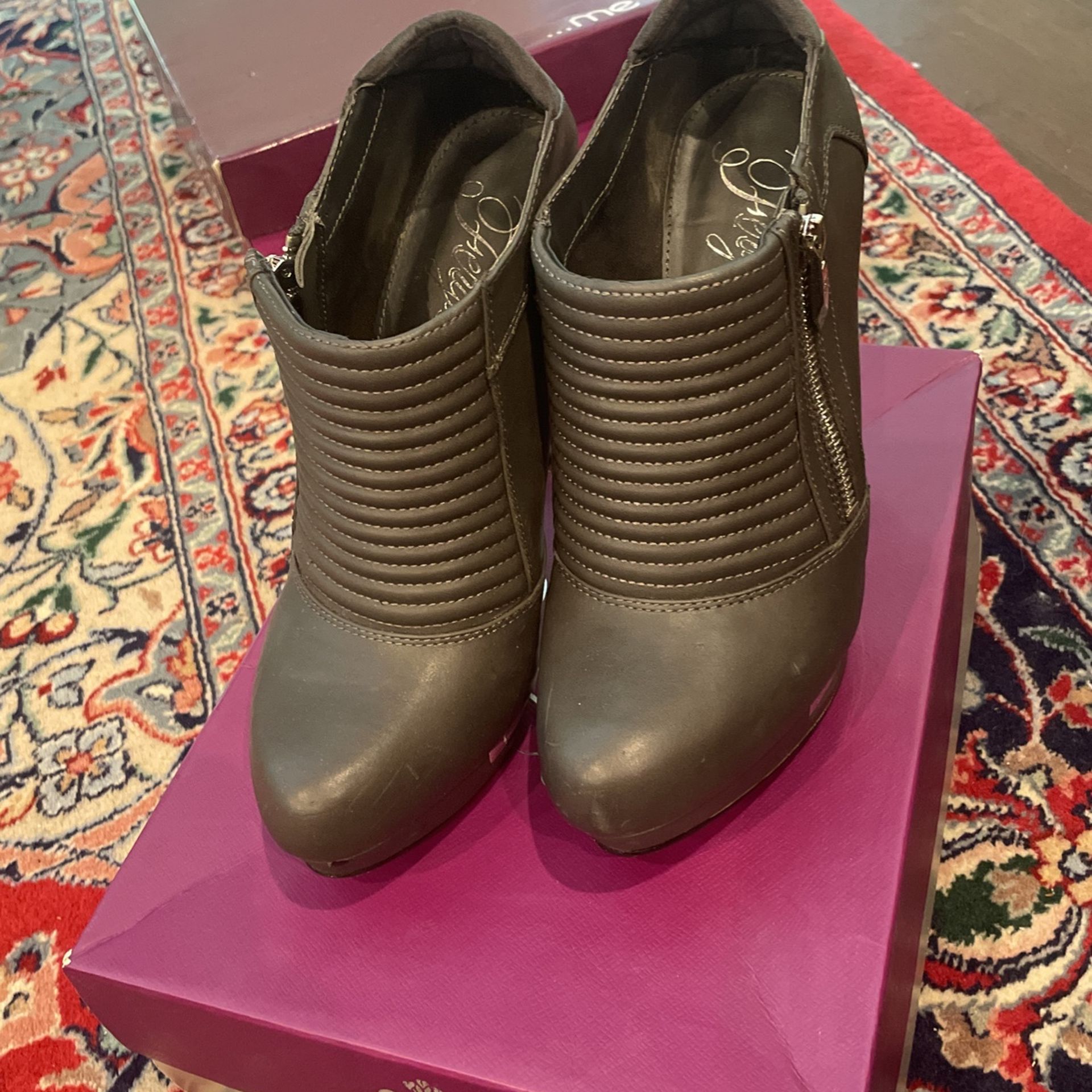 Fengie Heels
