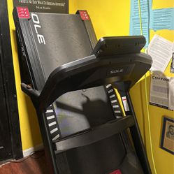 Sole F65 Treadmill 