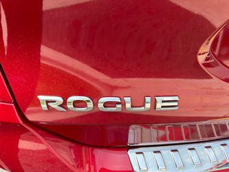 2017 Nissan Rogue Thumbnail