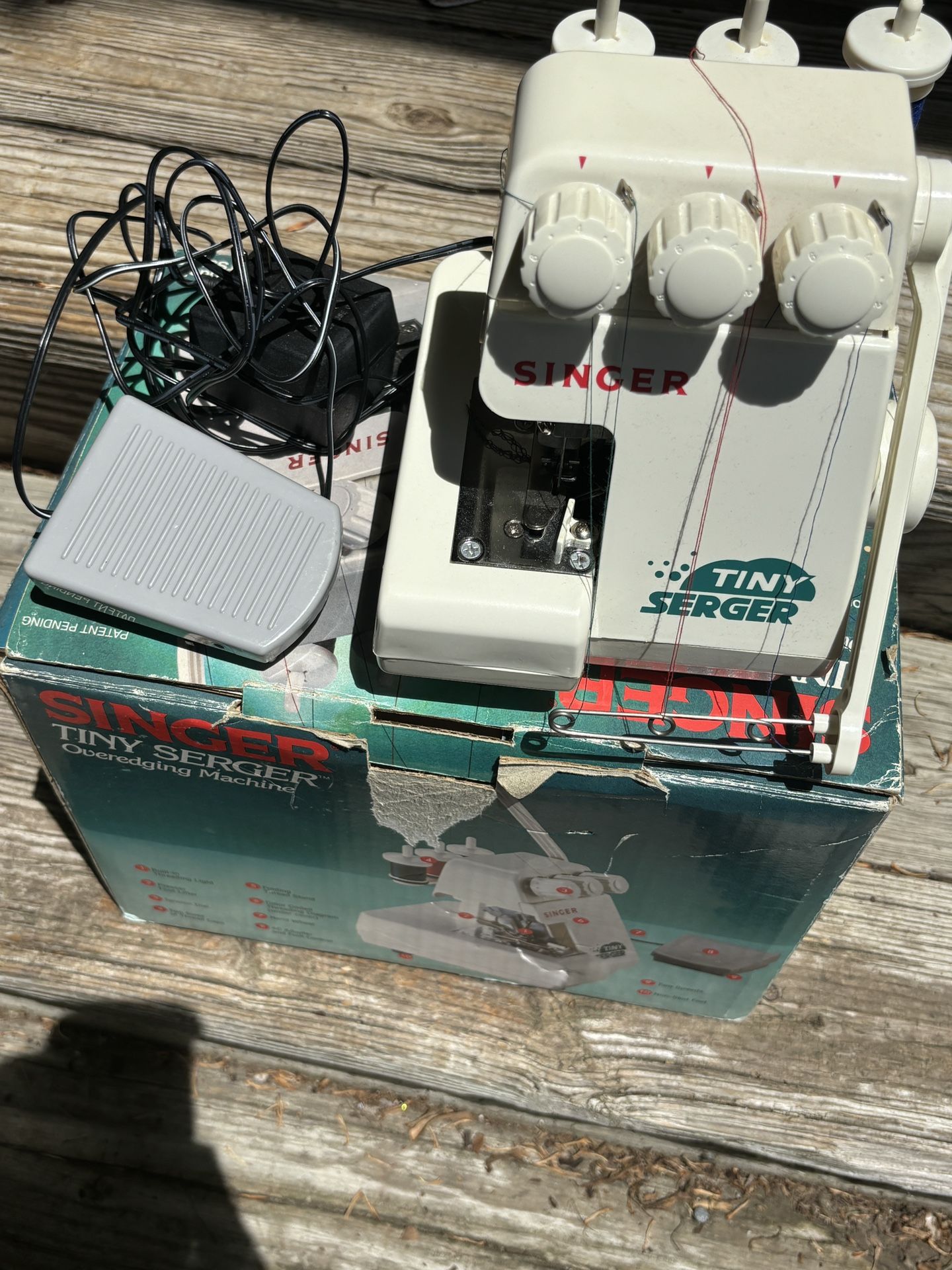 Overedging Sewing Machine