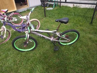 Girls bike