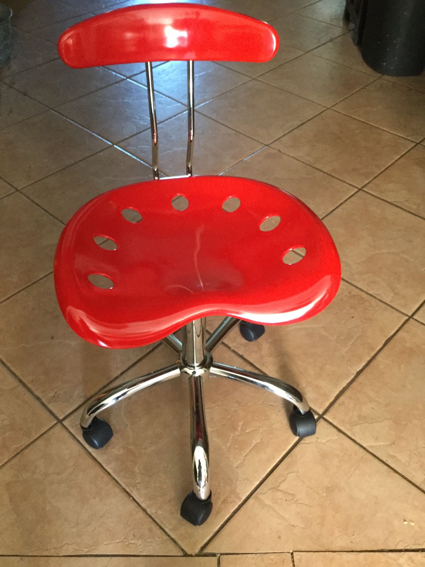 Red Tractor Air Adjustable Seat(New)