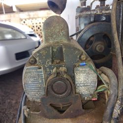 Old Compressor Antique Still Runs  Free
