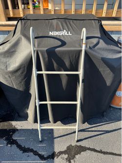 Clip On Metal Trampoline Ladder *Local Delivery Available