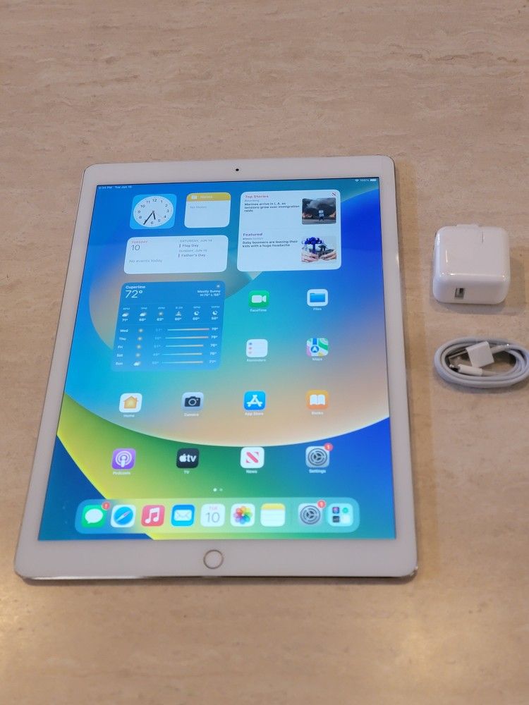 Ipad Pro 12.9" With New Charger And Cable $199