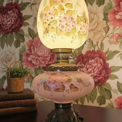 Victorian Gone With The Wind Lamp