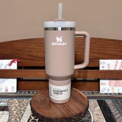 Stanley 40oz, Almond Rose