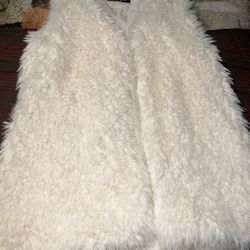 women’s fur vest
