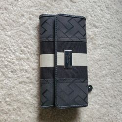 Tommy Hilfiger wallet