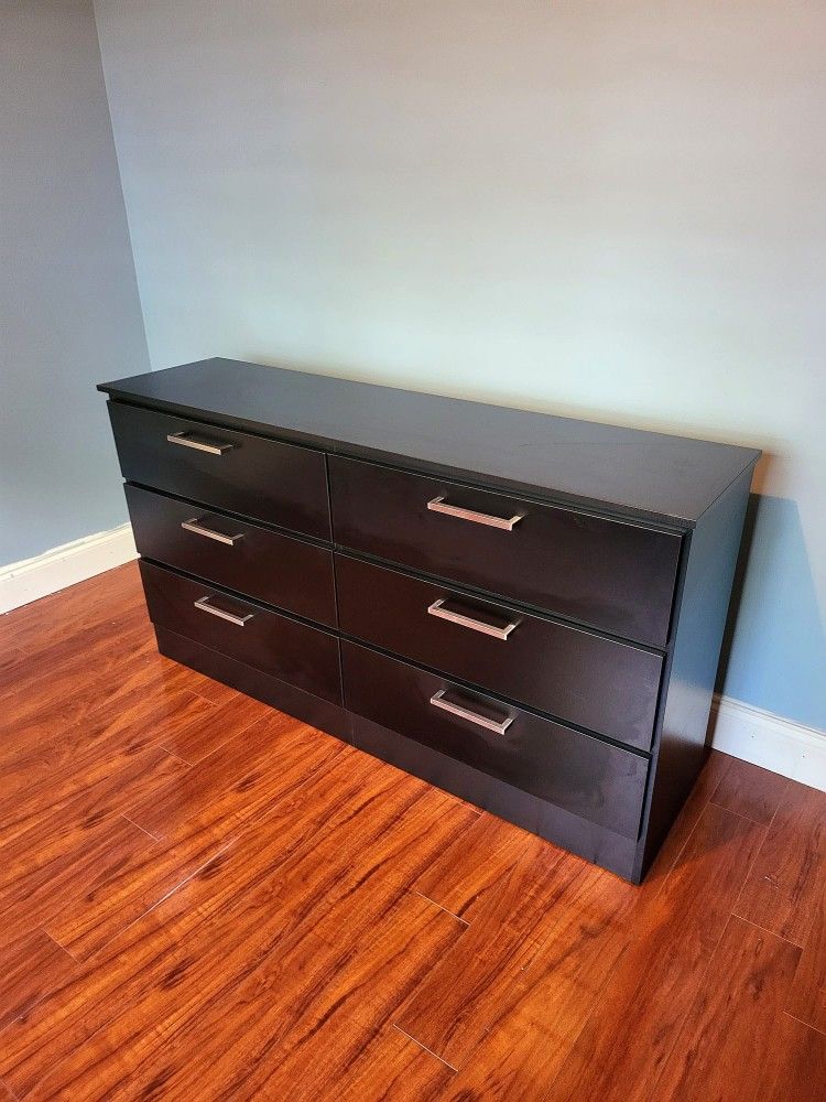 NEW DOUBLE DRESSER ASSEMBLED
