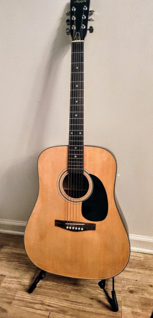REDUCED!! Harmony Acoustic Guitar