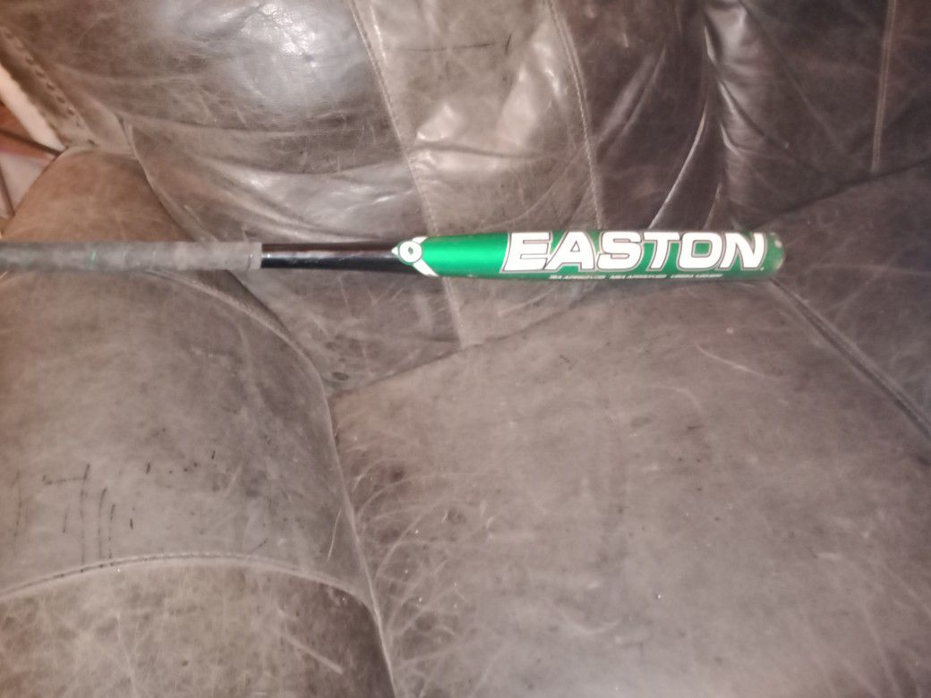 Easton Cyclone SK37 Softball Bat