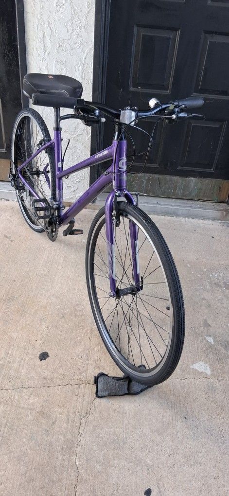 Cannodale Quick Aluminum Hybrid Bike