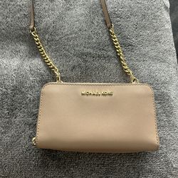Michael Kors purse, brand new!