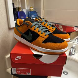 Men’s Nike Dunk Size 12 New 