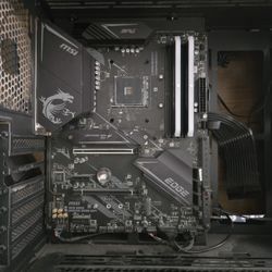 PC Parts bundle (5900x, b550, 32gb rgb ram, lian li case)
