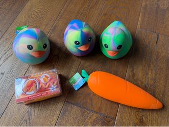 Squeezy Squishy Toy Lot – 3 Rainbow Ducks, Giant Carrot & Sunny Days Hot Dog