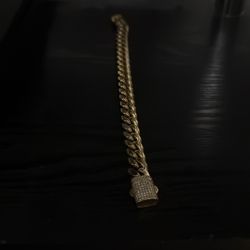 cuban link gold plated braclet 