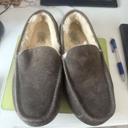Ugg Shoes Size 10