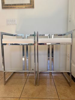 Set of Modern Bar Stools