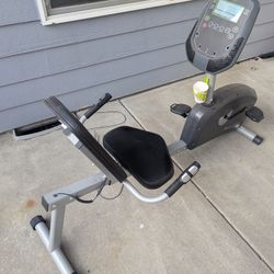 Universal R-25 Bike